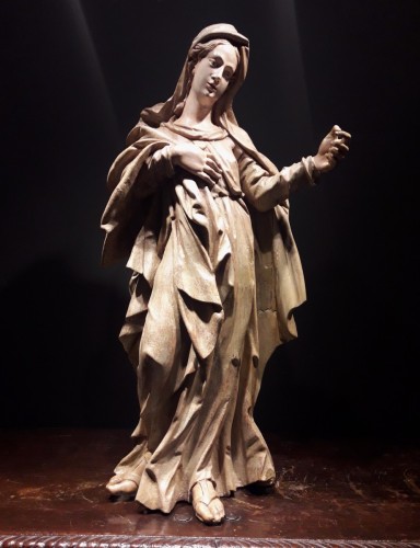 Antiquités - Sculpted wooden sculpture of the 16th Century - Madonna